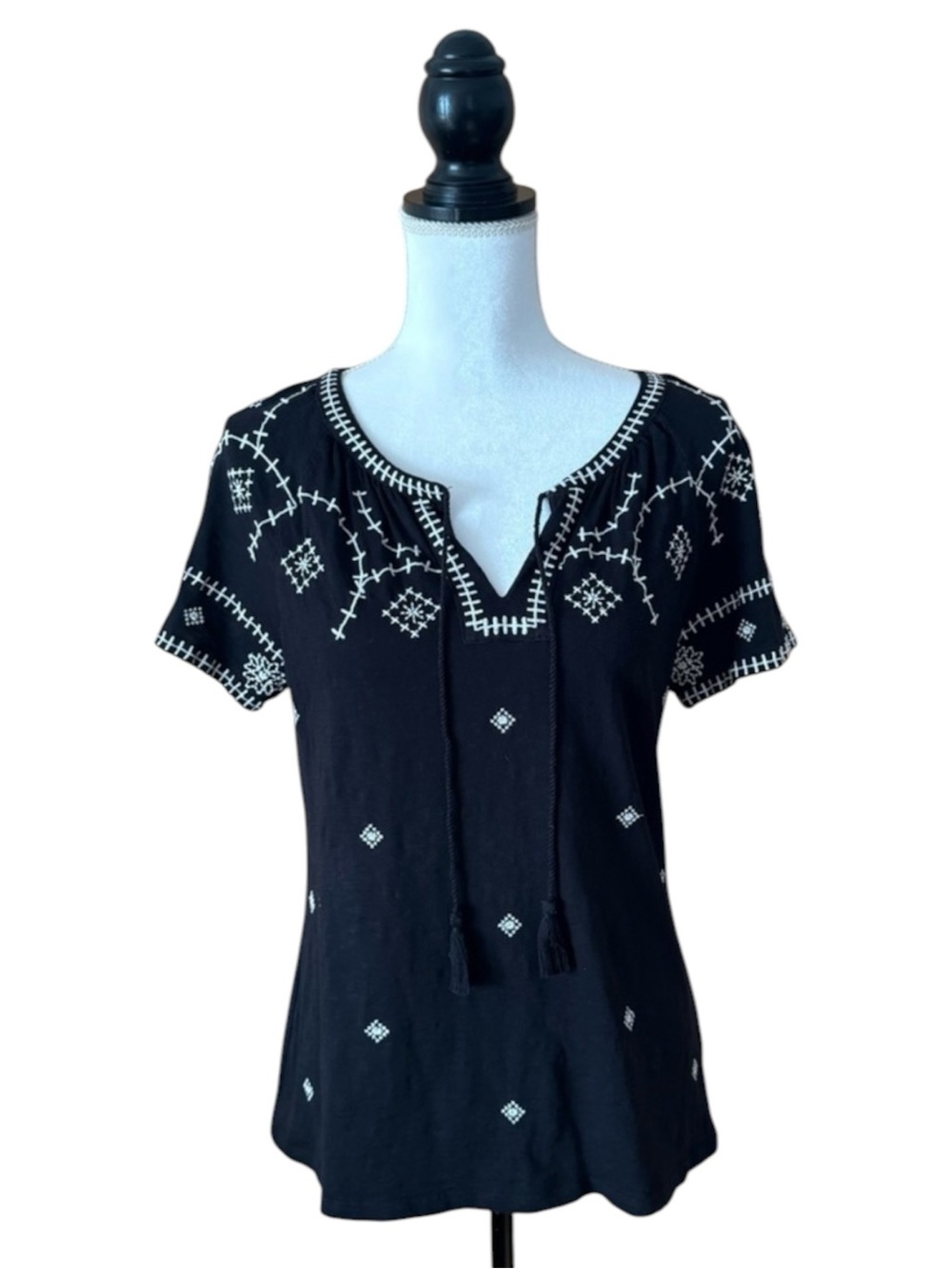 Talbots Black Embroidered Cotton Boho Tassel Peasant Top Size Small